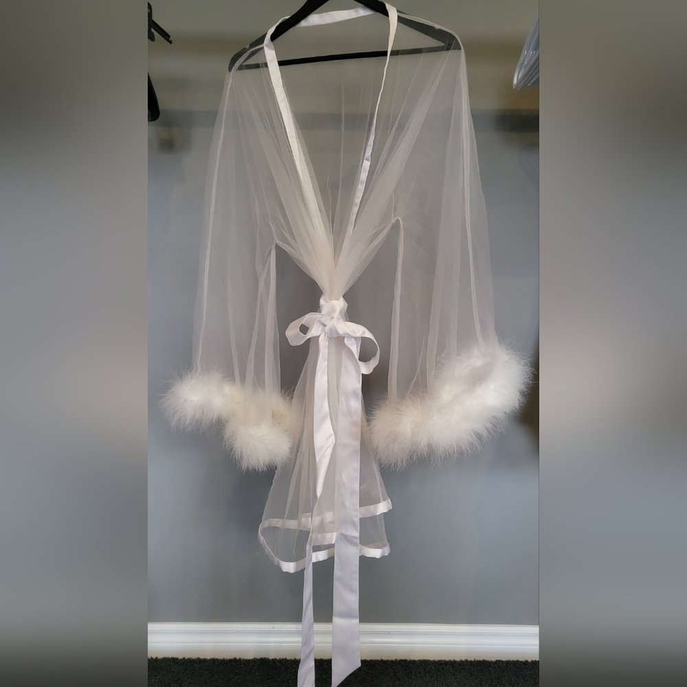 Bridal mesh robe with feathers